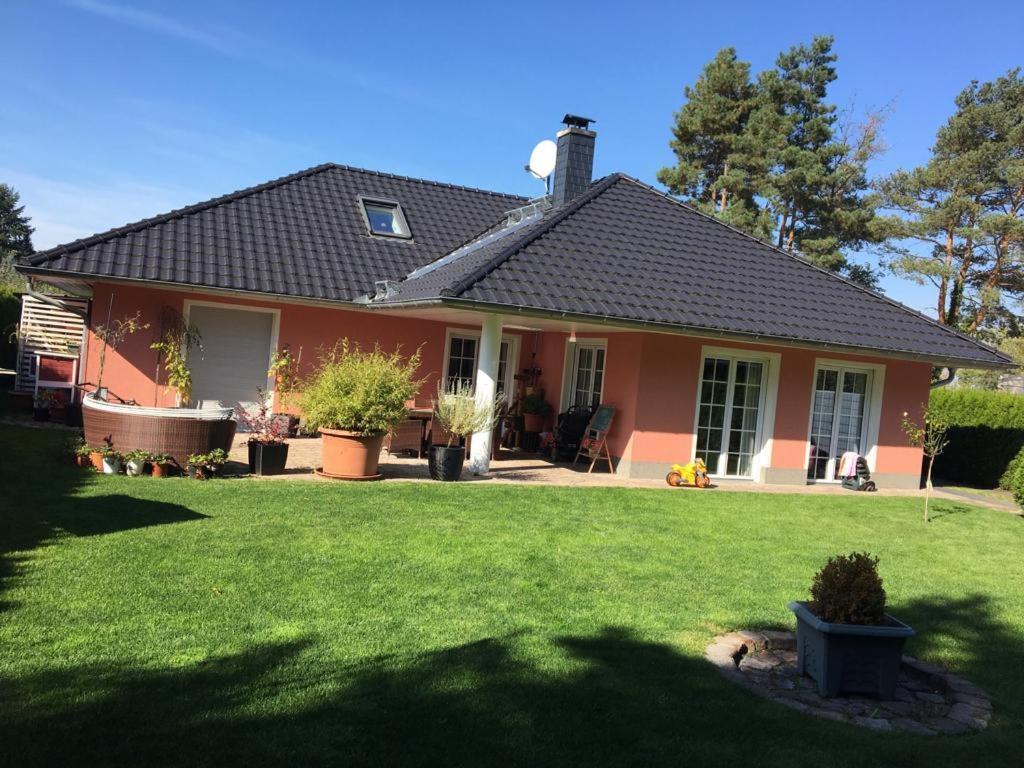 Seeliebe Mit Sauna Und Nur 50 Mtr. Bis Zum Strand Senftenberg Exterior foto